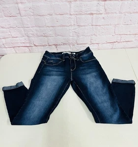 YMI WannaBettaButt Mid-Rise Skinny Women’s Jeans Size 9 USA - Picture 1 of 13