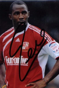 SWINDON: VINCENT PERICARD SIGNED 6x4 ACTION PHOTO+COA - Picture 1 of 1