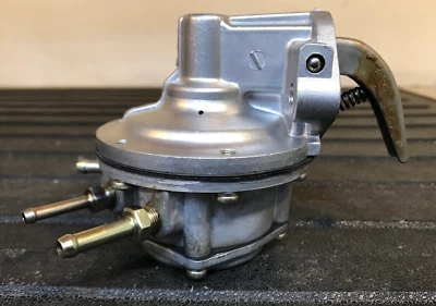 Conjunto de bomba de combustible Repco - 37-01523 / 151-1188 - para Toyota Corolla 1588cc 1977-1978 Foto 1 de 4