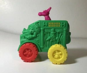 Vintage Wendy’s Mega Wheels 1995 Green Circus Truck (loose) - Picture 1 of 10