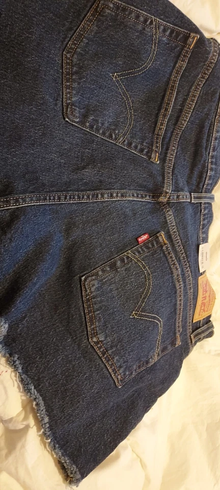 Levi's women's 501 Shorts Denim Button Fly Size 32 Cutt Off High Rise