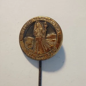 Pin Islandia vintage 17 de junio 1964 - Imagen 1 de 1