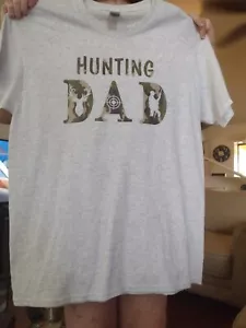 Men's Hunting t-shirt Camo themed  new - Picture 1 of 1