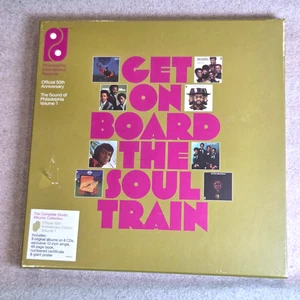 Get On Board The Soul Train: The Sound Of Philadelphia 8 CD And Vinyl Box Set - Foto 1 di 4