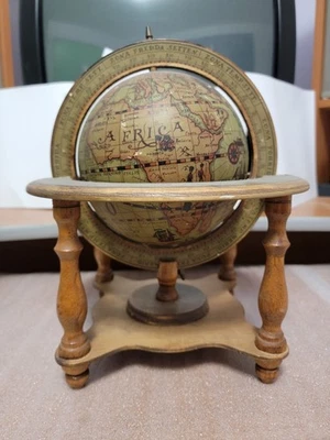 DE COLECCIÓN ESCRITORIO MADERA MUNDO GLOBO ZODIACO ASTROLOGÍA ZONA SIGNOS HECHOS EN JAPÓN Foto 1 de 4
