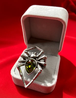 Anillo Elemento Cristal Swarovski Verde Musgo Araña Gigante Gótico Alquimia Talla 6.5 Foto 1 de 4