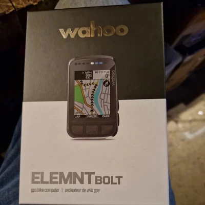 Wahoo WFCC5 ELEMNT Bolt V2 GPS Cycling/Bike Computer - Black - Image 1 of 4