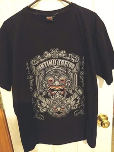 Yantino Tattoo Herren Schwarz Rockiller T-Shirt XL Kurzarm Grafik Ltd Edition - Bild 1 von 7