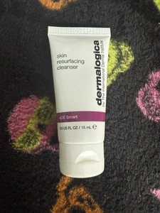 Dermalogica Bundle of 15  Skin Resurfacing Cleanser Age Smart 0.5fl.oz./15ml New - Picture 1 of 3