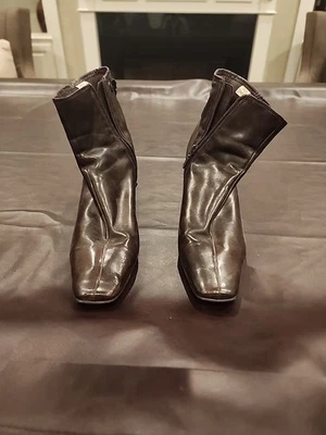 Kenneth Cole Reaction Mujer Cuero Marrón EE. UU. Botines Talla 10 Usados Foto 1 de 4