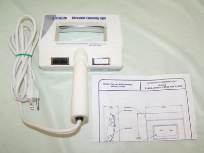 Burton #31603 Luz de Examen Ultravioleta con Bombillas UV y Blancas e Instrucciones Foto 1 de 4
