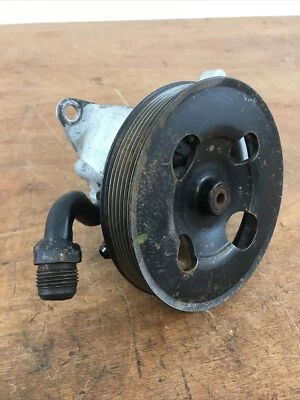 Bomba y soporte de dirección asistida de fábrica para Nissan R35 GTR VR38DETT Foto 1 de 4