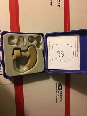 Amplificador auditivo personal adecuado para pérdida auditiva leve a moderada Foto 1 de 3