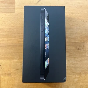 iPhone 5 nero 64 GB SCATOLA solo con manuali e inserti SCATOLA ORIGINALE SOLO NESSUN TELEFONO - Foto 1 di 4