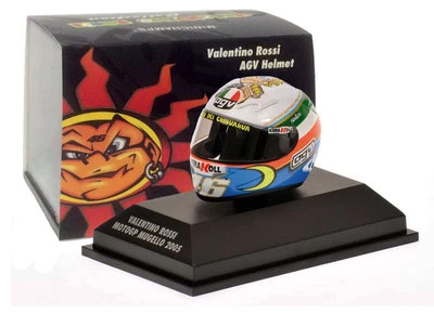 Minichamps Valentino Rossi Helmet - MotoGP Mugello 2005 1/8 Scale - Image 1 of 3
