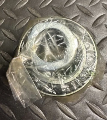 Kit óptimo de cojinete de rueda trasera - 33-41-1-124-358 / 502068 - para BMW 325e y más Foto 1 de 4