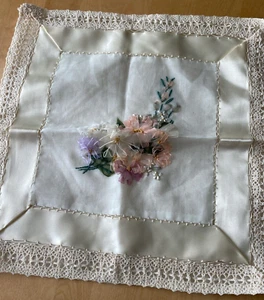 HANDMADE EMBROIDERED CROCHETED RIBBON DETAIL 14" PILLOW COVER  STUNNING - Picture 1 of 2