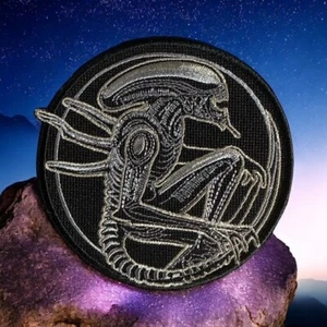 Alien Embroidery Patch 4.00" X 3.97" - Picture 1 of 12