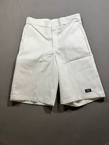 Dickies Multi-Pocket Loose Fit Work Shorts Mens 33 White Zip Belted 33x13. - Picture 1 of 11
