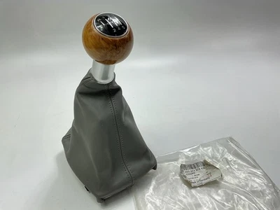 NEW - OEM VW Audi 8E0863278EB1YA 6-speed Manual Transmission Shift Boot & Knob - Image 1 of 4