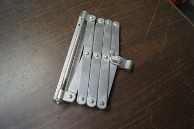 Acessório de carro vintage telescópico para viseira de sol espelho Hot Rat Rod cedo - Imagem 1 de 4