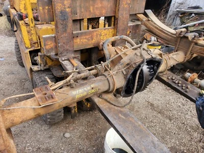 1988 - 97 Ford F350 pickup dually rear axle 4.10 gears POSI WILL SHIP Foto 1 de 4