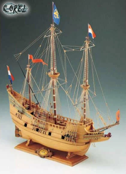 Half Moon Sm18 - corel modellismo