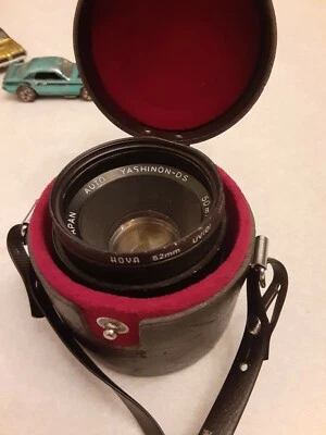 Vintage Manual Focus PENTAX SMC Pentax 50mm 1:1.9 Lens With Case - Image 1 of 4