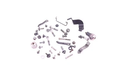 2001 01-03 Suzuki GSXR 750 GSXR750 OEM TUERCAS MISC PERNOS SOPORTE ARANDELA CLIP S189 Foto 1 de 4