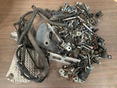 Suzuki 2006 2007 GSXR600 GSXR750 caja de varios pernos de hardware Foto 1 de 4