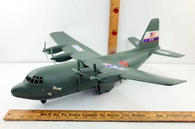 Raro avión de plástico de colección gigante Tim Mee juguete Hércules C-130 hecho en EE. UU. Foto 1 de 4