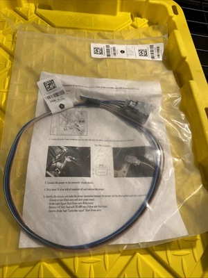 Kit de arnés de remolque Ram2500/3500/4500/5500 OEM# P68399009AB Foto 1 de 3