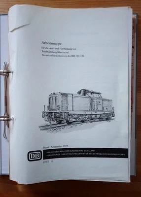 Arbeitsmappe DB Bundesbahn Baureihe 211/212 inkl. Bedienungsanweisung - Bild 1 von 4