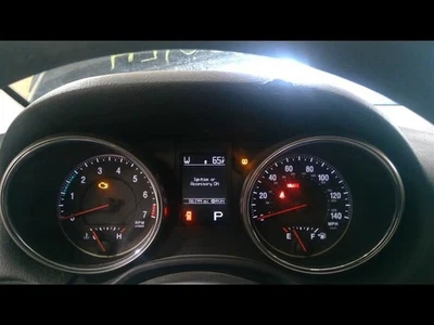 Velocímetro Cluster Laredo MPH compatible con 13 Grand Cherokee 2626447 Foto 1 de 4