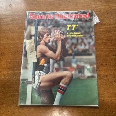 Sports Illustrated 14 de junio de 1976 - High Jump Dwight Stones - Golf Bobby Jones Foto 1 de 4