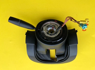 Chrysler 300 2015-2017 resorte de reloj con interruptor de limpiaparabrisas de señal de giro OEM 5LB70DX9AF Foto 1 de 4