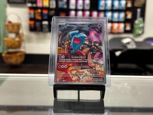 Pokémon TCG Destined Rivals Team Rockets Wobbuffet SVP203 Pokemon Center Stamped - Bild 1 von 4