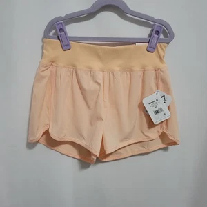 Reebok Peach Women's Athletic Shorts, Size XS. New wirh Tags - Picture 1 of 3