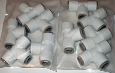 Lot of 10, Tee 3/8 x 3/8 x 3/8 Push to Connect 3/8" - RO Water Filter Tubing - Image 1 of 4