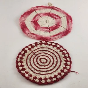 Lot of 2 Round Vintage Hand Crochet Knitted Potholders Red Pink and White - Picture 1 of 10
