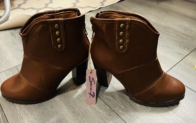 Botines 7 For All Mankind para mujer marrón con cremallera trasera y tacón talla 9 Foto 1 de 3