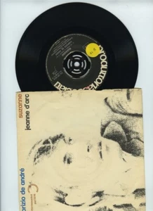 FABRIZIO DE ANDRE' - Suzanne/Jeanne D'arc - vinile 45 giri - 7'' - Foto 1 di 3