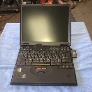 Vintage IBM ThinkPad 600E Type 2645 Pentium II Laptop for Parts - Bild 1 von 11