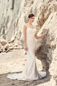 Mikaella 2104 Wedding Dress 6 Sheath Illusion Cap Sleeves Floral Lace $2,400 - Picture 1 of 5