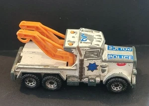 Vintage Matchbox Superfast Peterbilt Police Wreck Truck 1981 - Picture 1 of 6