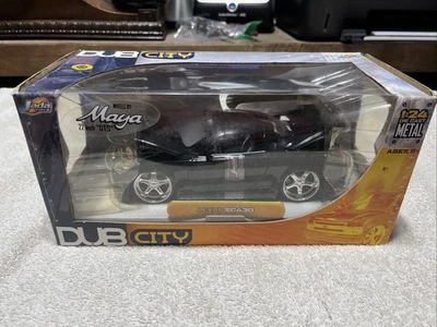 Coche fundido a presión Jada Dub City Lexus SC430 negro 1:24 Foto 1 de 4