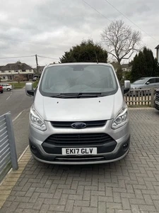 Ford Transit Custom - Picture 1 of 8