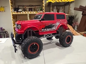 New Bright Ford Bronco Rock Crawler RC Truck 1:8 No Remote Untested - Picture 1 of 13