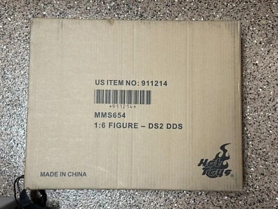 Hot Toys MMS654  The Multiverse of Madness - Dead Strange - 1/6 Scale Figure NEW - Image 1 of 2