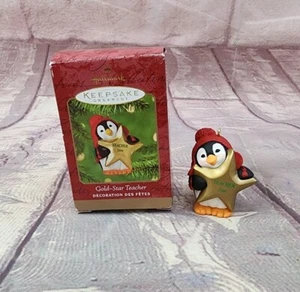 Hallmark Keepsake Gold Star Teacher Penguin ChristmasOrnament Vintage 2000 - Picture 1 of 4